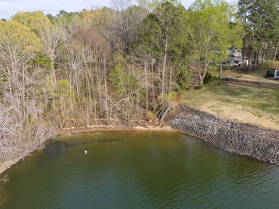 4th image of 114 Wester Rd