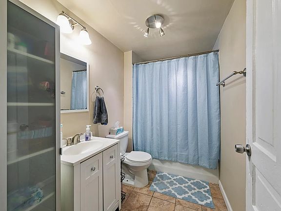2nd image of 4043 Castleman Ave Unit A