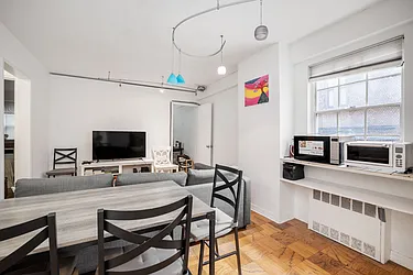 245 East 35th Street, #2H