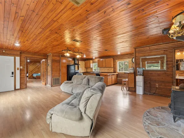 19331 Allen Ranch Rd, Eustace, TX 75124