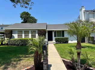 422 E 18th St, Costa Mesa, CA 92627
