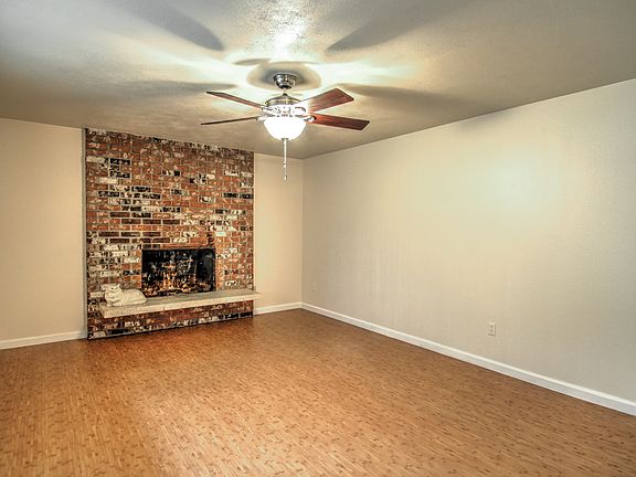 3rd image of 1309 151st Street Ct S