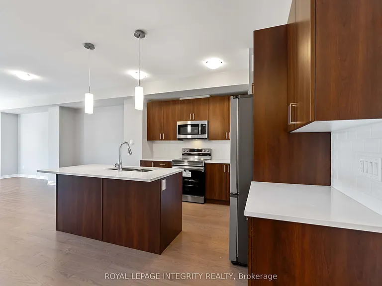 634 Fisher St — Photo 7