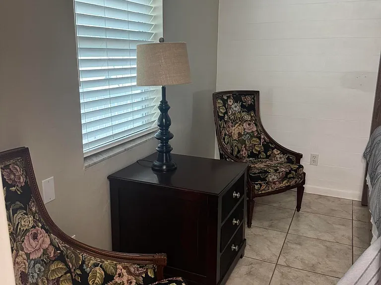 4281 Yorkshire Dr — Photo 27
