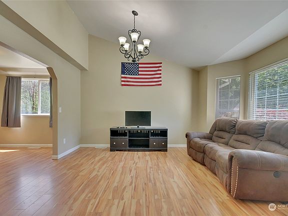 5th image of 9411 219th Street Ct E