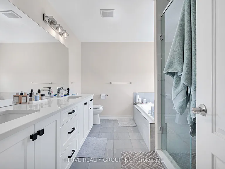 1011 Riverbend Rd — Photo 16