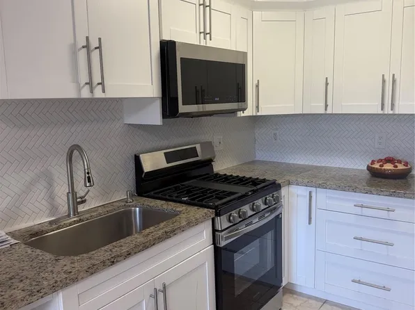 20251 NE 2nd Ave #29, Miami, FL 33179