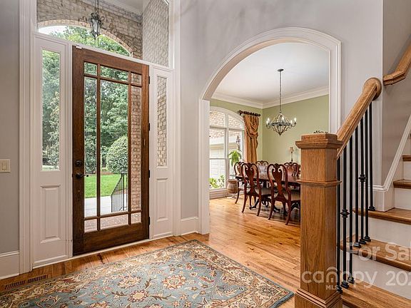 3rd image of 4637 Hawkes Bay Ct