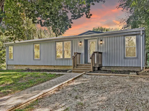 2335 N Forrester Rd, La Porte, IN 46350