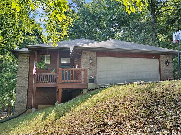 2nd image of 175 Canyon Forest Circle
