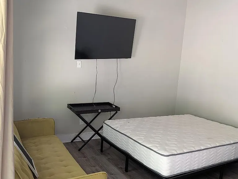 Unit Photo