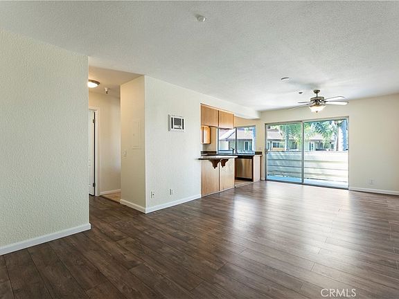4th image of 615 Fredricks Ave Unit 104
