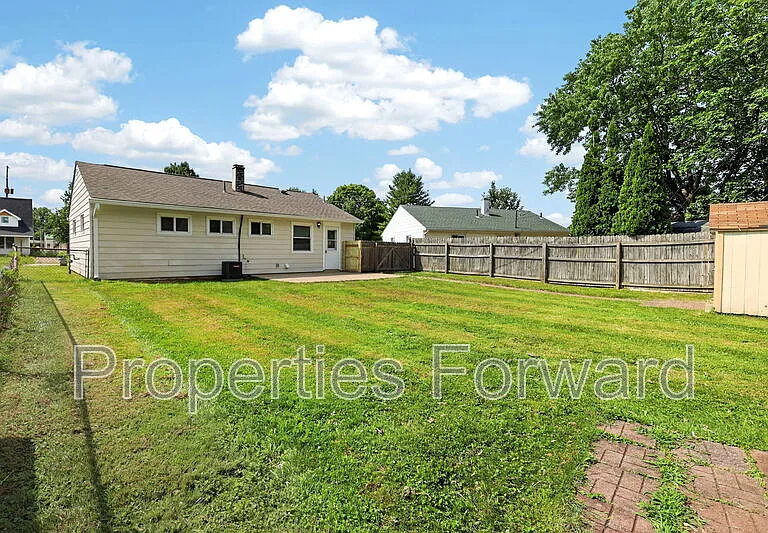 4330 Joseph St — Photo 36
