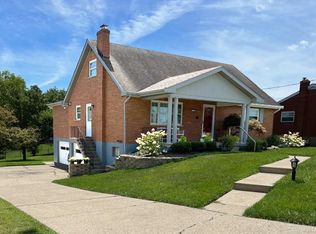 22 Robinson Rd, Highland Heights, KY 41076