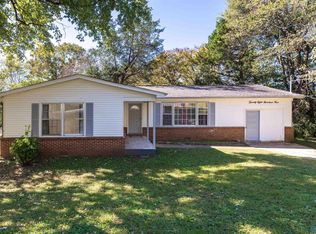 2804 Coosa Cir NW, Huntsville, AL 35810
