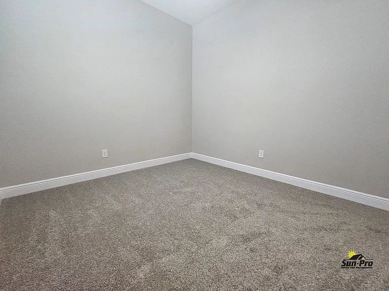 379 Birkdale Dr — Photo 26