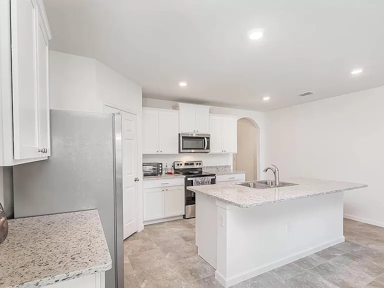 704 Acadia Ct SE — Photo 13