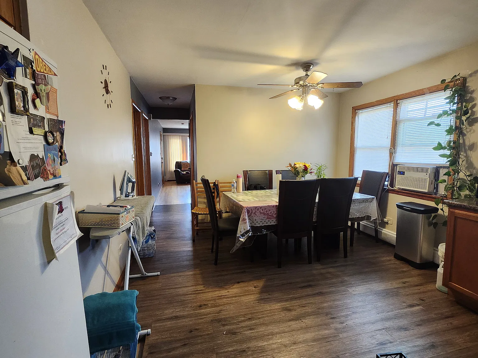 3 bed, 1300 sqft, $1,600 — Photo 2