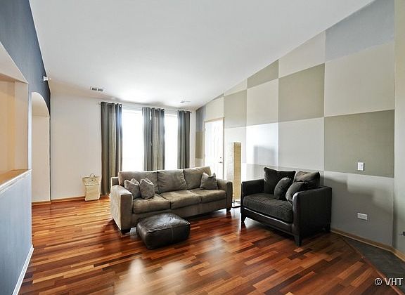 3rd image of 16620 Liberty Cir #Penthouse B