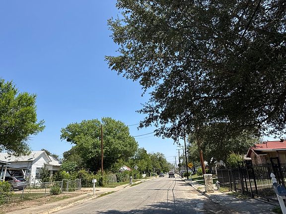 4th image of 315 Brighton