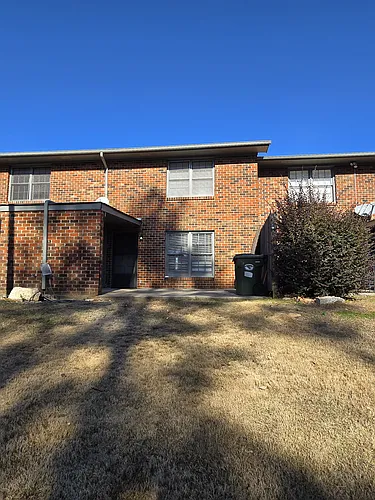 1951 Meadowbrook Cir Photo 1