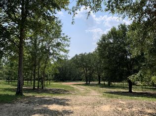 54 Wilford Ladner Rd, Lumberton, MS 39455