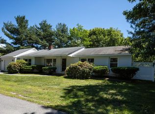 4 Lakeside Rd, Billerica, MA 01821