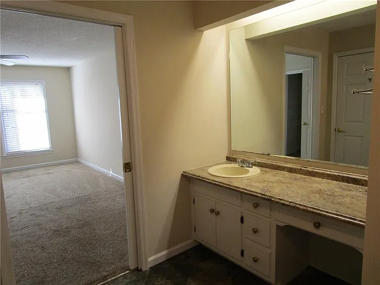 2429 Thompson Mill Rd — Photo 22