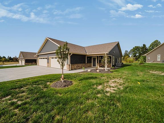 2nd image of 104 Willows End