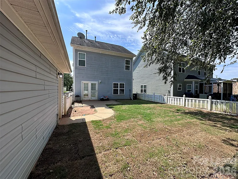 732 Inwood Hill Dr — Photo 23