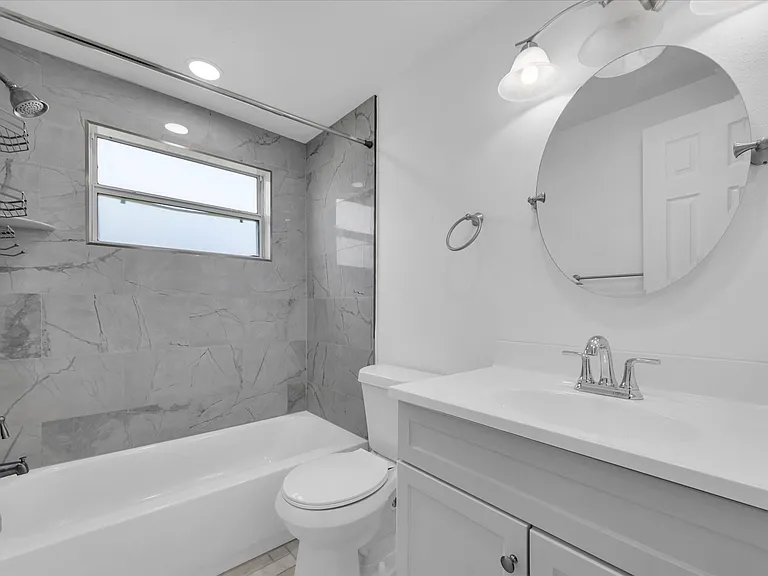 5600 Bayou Grande Blvd NE — Photo 28