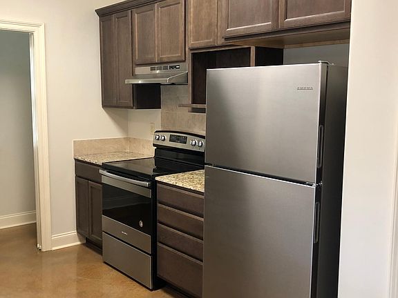 4th image of 302 Aimee Dr #A