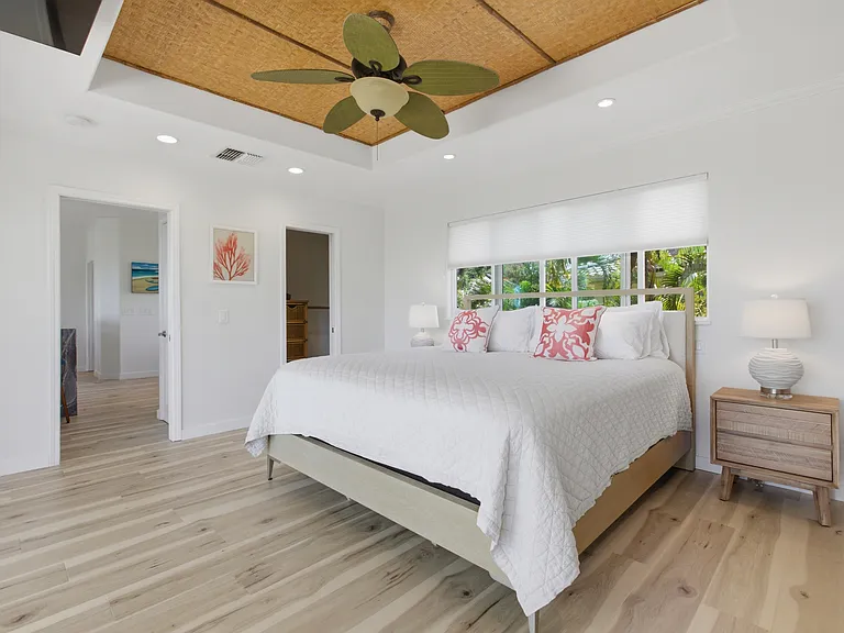 357 Kualono Pl — Photo 42
