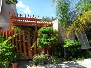 11280 NW 14th Ct, Pembroke Pines, FL 33026