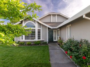 1 Pinache Ct, Sacramento, CA 95838