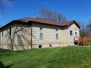200 N Hill St, Salem, SD 57058