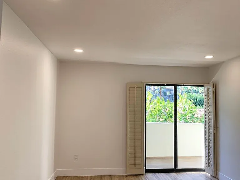 255 E Avenida Granada #525 — Photo 14