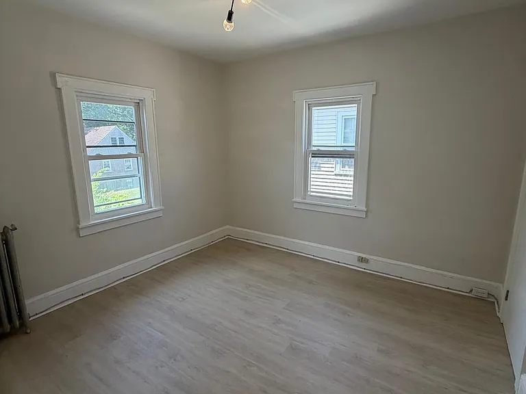 204 Pine St #1A — Photo 10