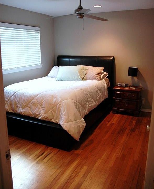 1st image of 4719 Oakshire Dr APT 4