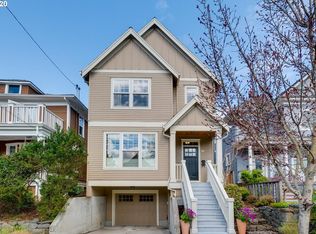 113 NE Fargo St, Portland, OR 97212