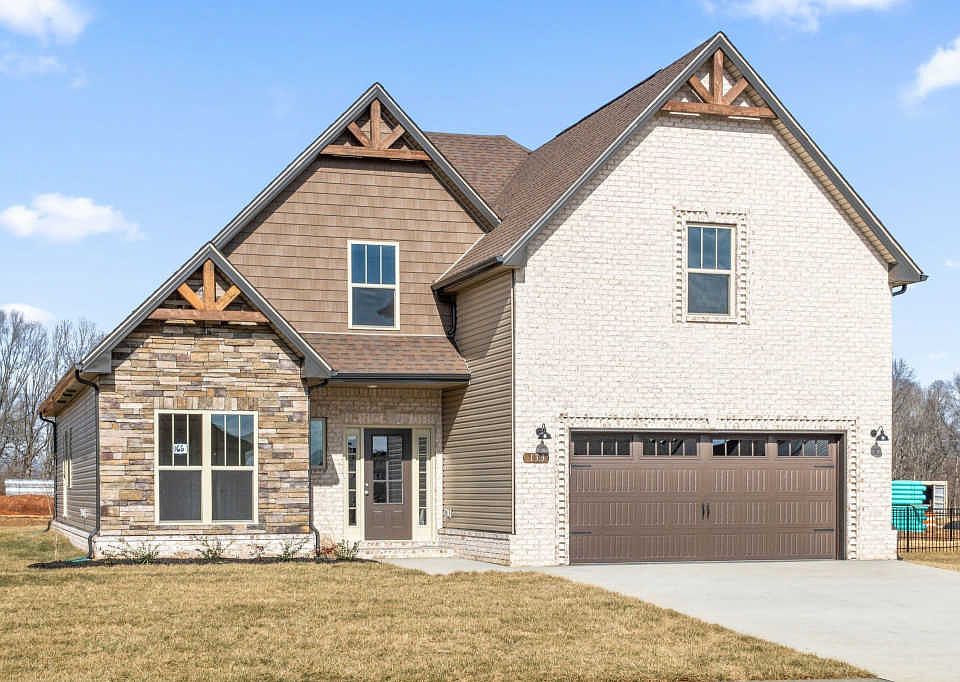 1st image of 206 Wellington Dr