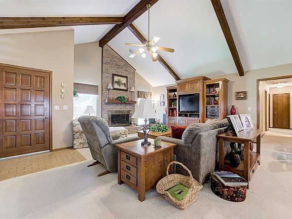 3rd image of 9901 S Pine St