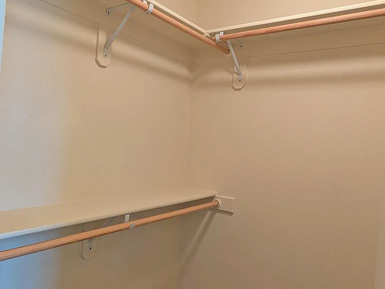 7936 NE Miriam Way — Photo 11