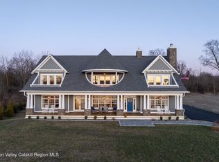 336 River Rd S, Wappingers Falls, NY 12590