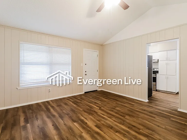 6617 Charmaine Dr — Photo 7