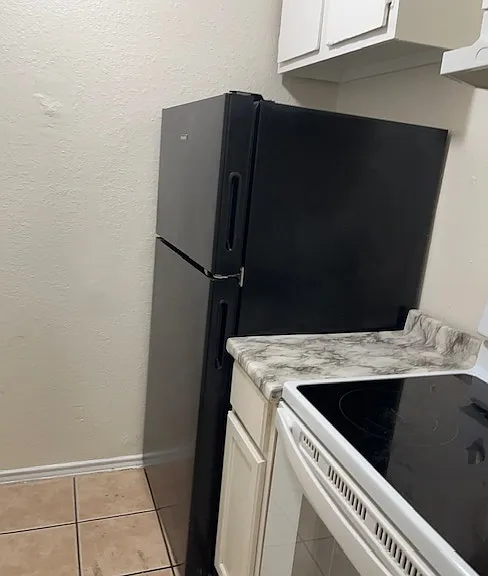 8127 Stonehurst St #8 — Photo 6