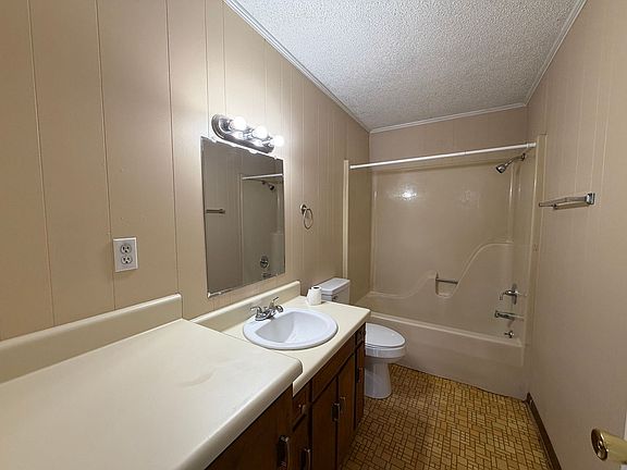 5th image of 956 Thompson Springs Rd SE APT 7