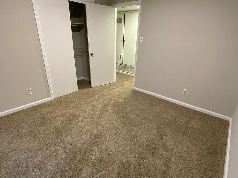 Cloverdale Estates — Photo 23