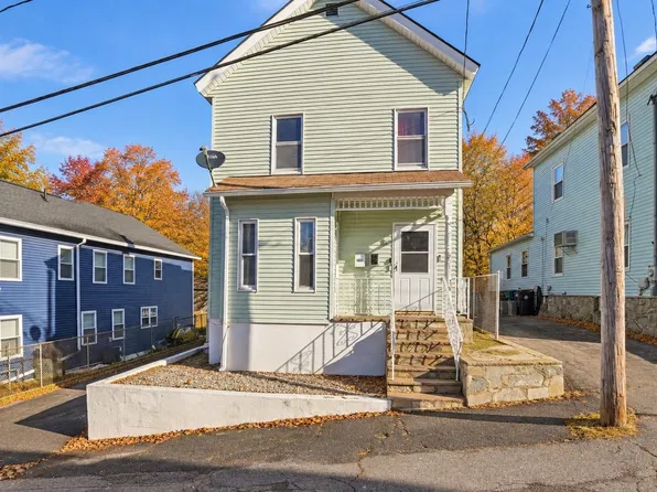28 Warnock St, Lowell, MA 01852