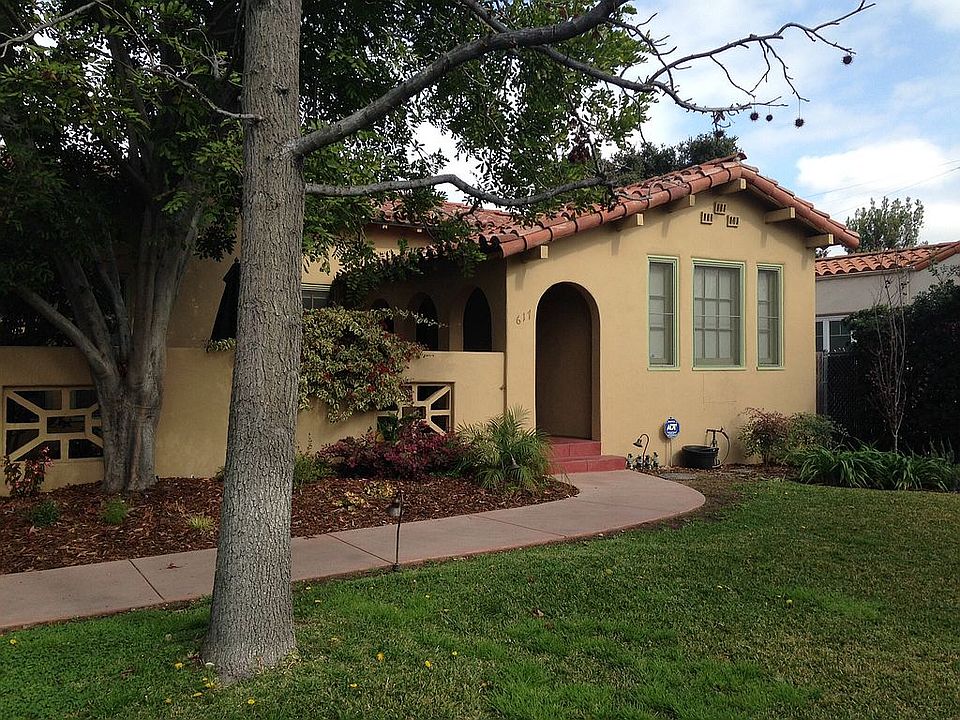 1st image of 617 Adelyn Dr